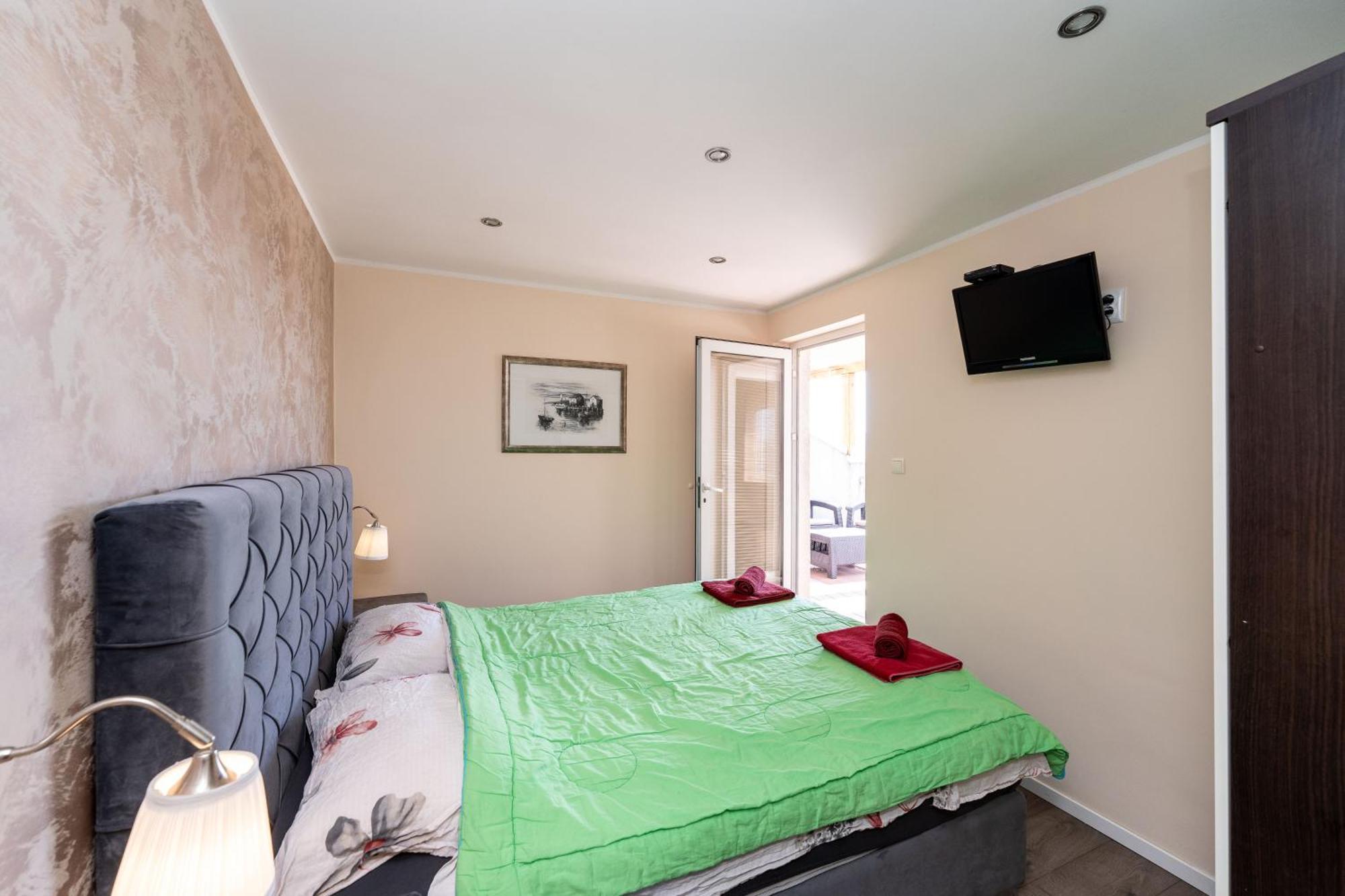 Apartments Bracic Spa Sukosan Exterior photo
